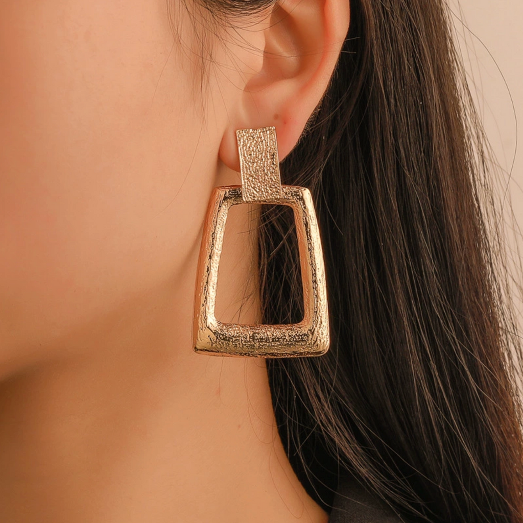 Chime-In Metal Gold Earrings